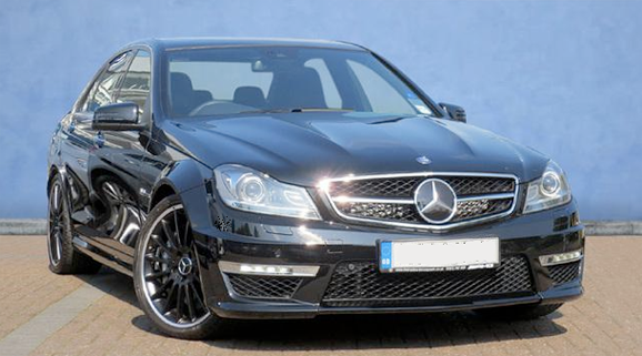 HIRE MERCEDES C63 AMG