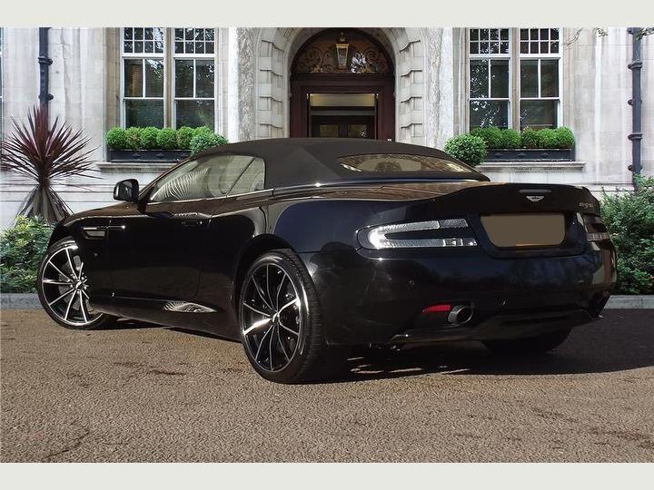 HIre ASTON MARTIN DB9