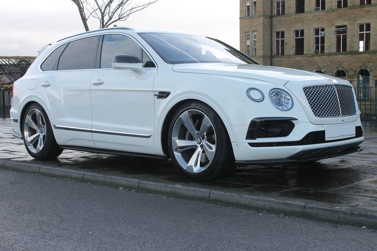 HIRE BENTLEY BENTAYGA