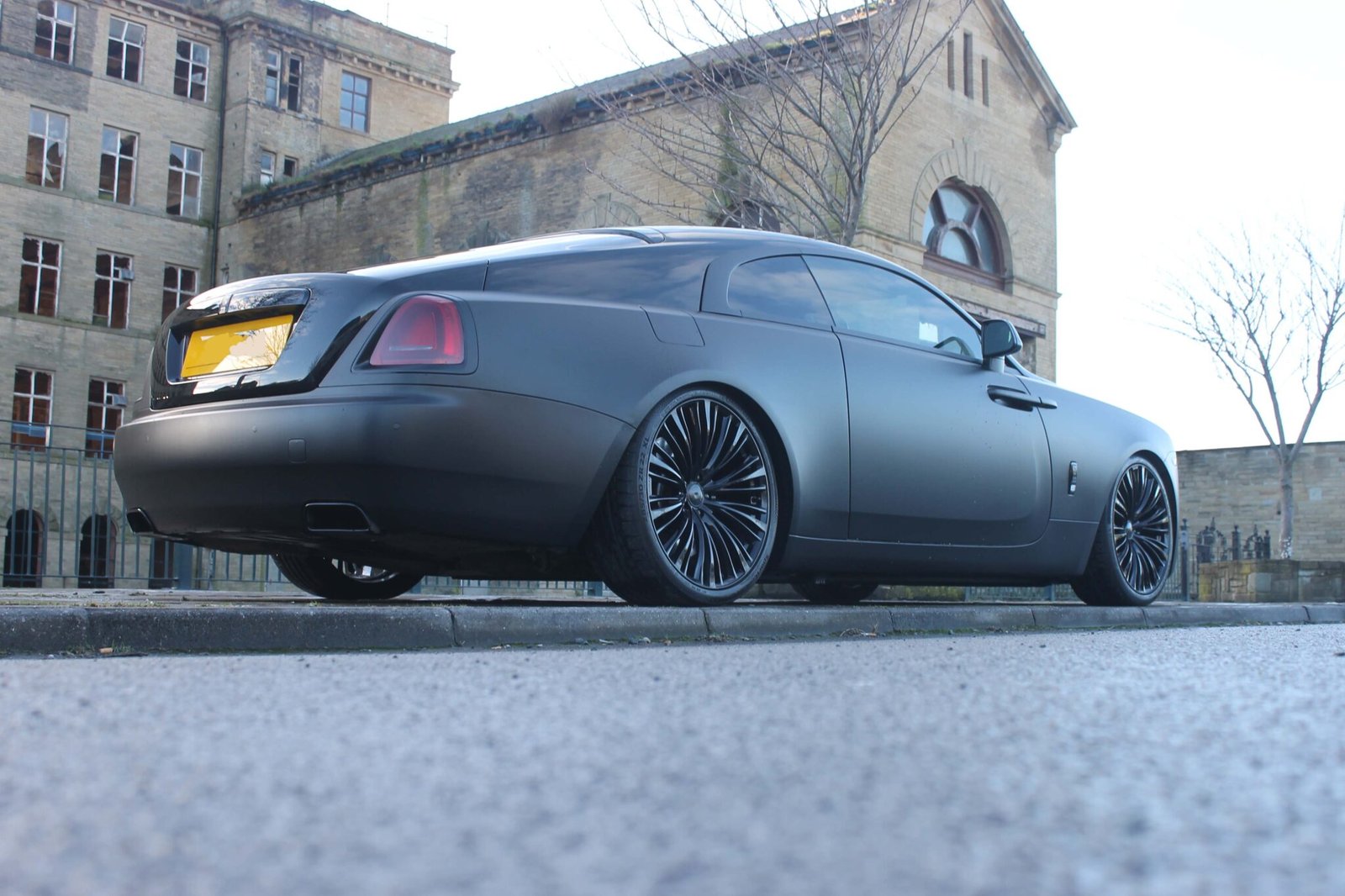 HIRE ROLLS ROYCE WRAITH BLACK EDITION